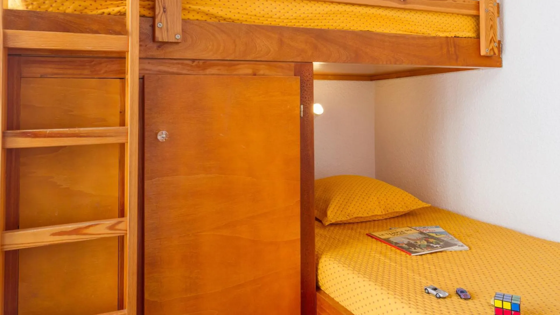 Residence Pierre & Vacances Bandol Port 公寓式酒店